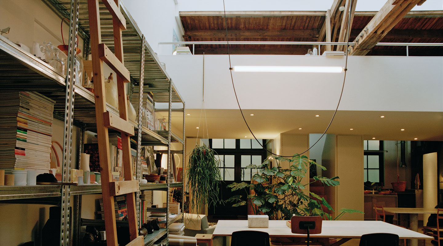 stories-flos-issue-3-formafantasma-and-wireline-05
