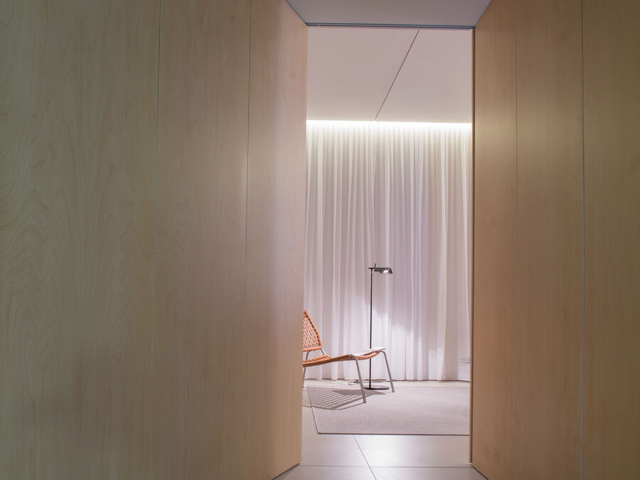 Flos Tab Floor lamp, Floor in environment