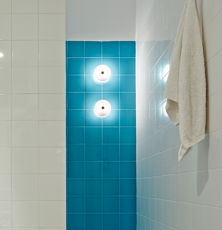 Intimate Bathroom Lighting Ideas - Flos