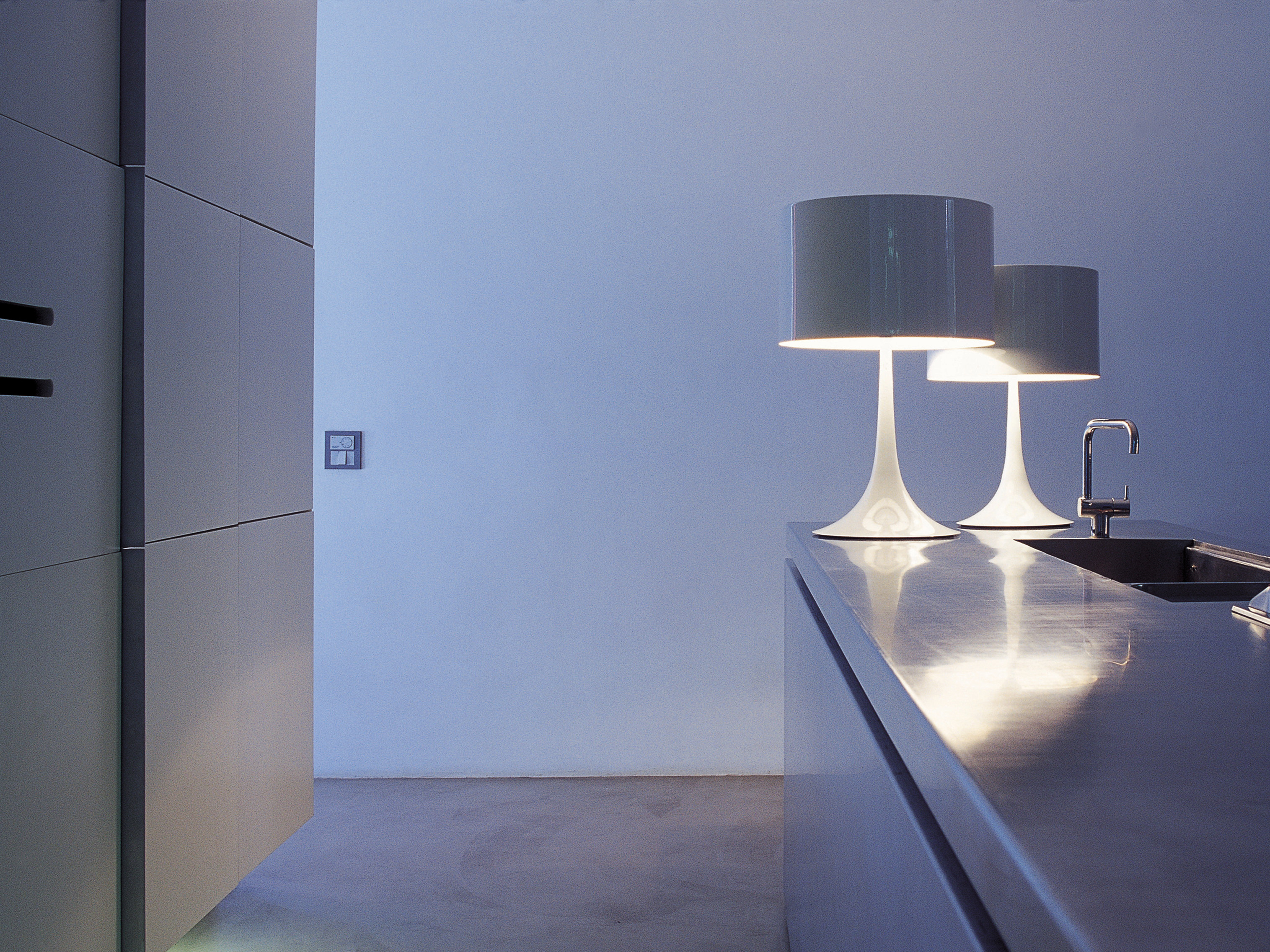 Flos Spun Light Table 2 lamp, Out of production