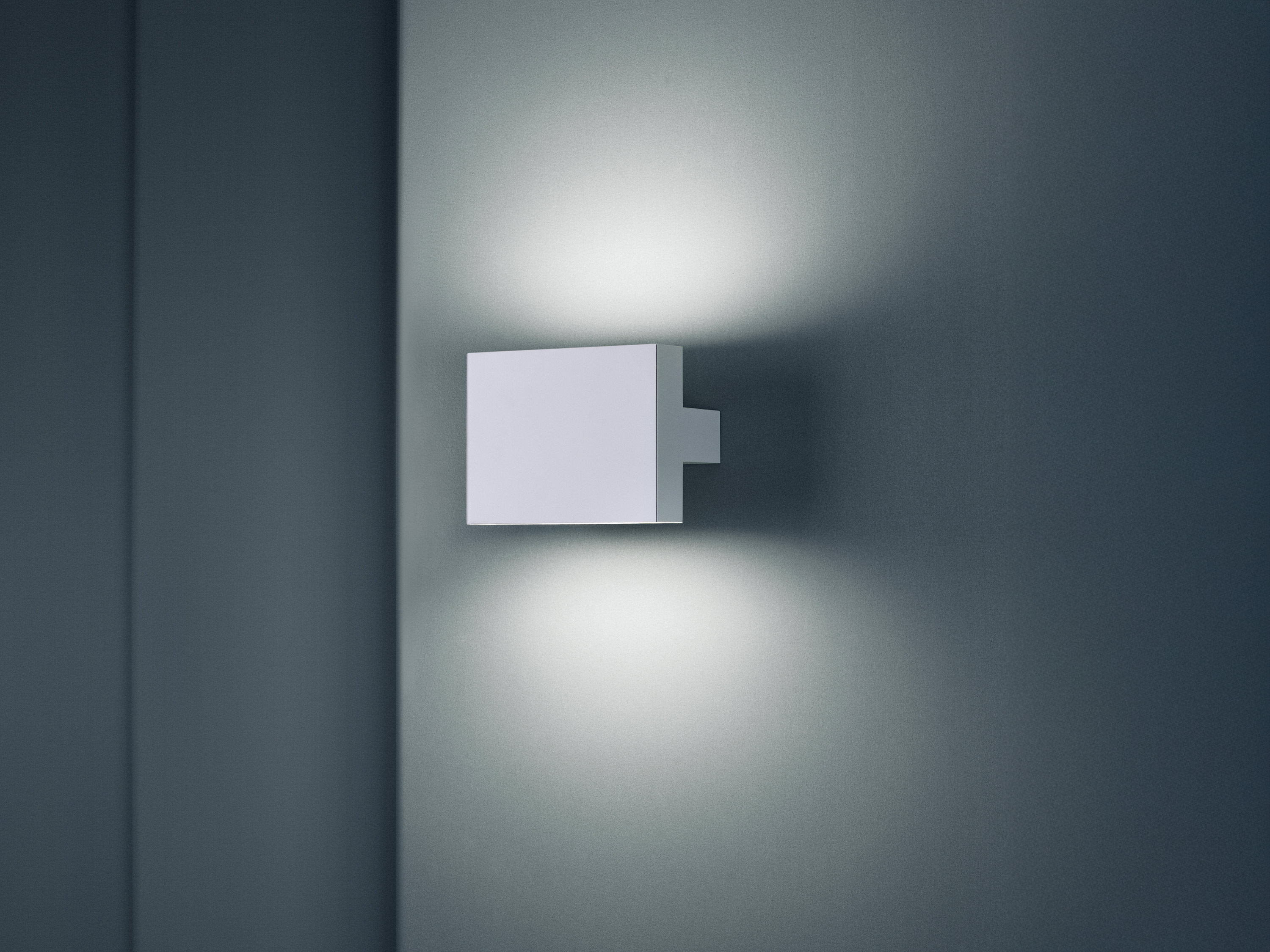 Flos Tight Light lamp, Last Call