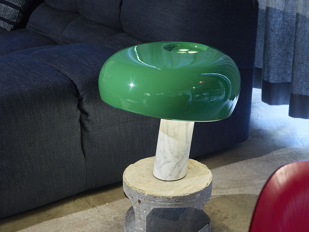 Flos Snoopy lamp, null