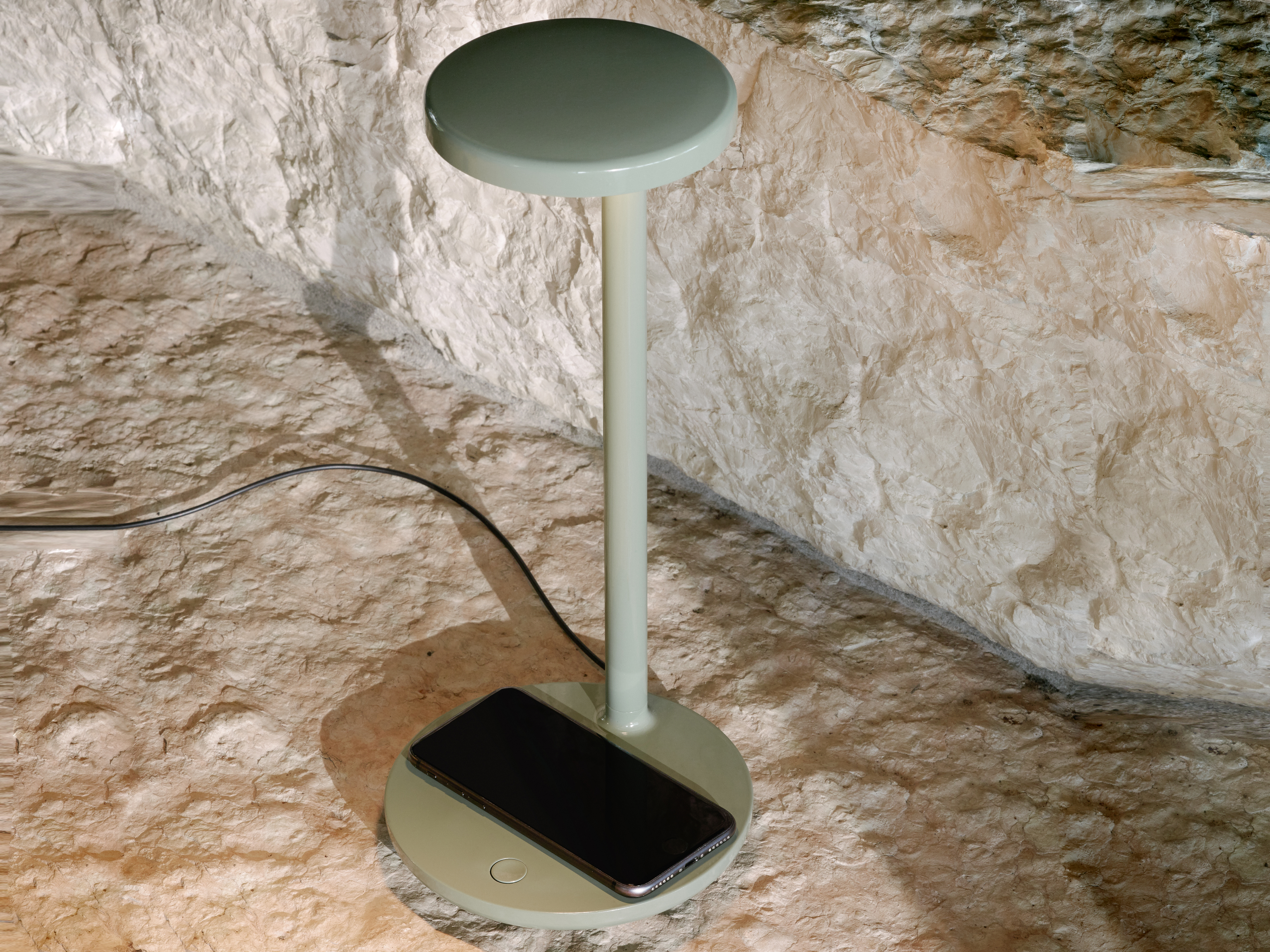 Flos Oblique lamp, Table