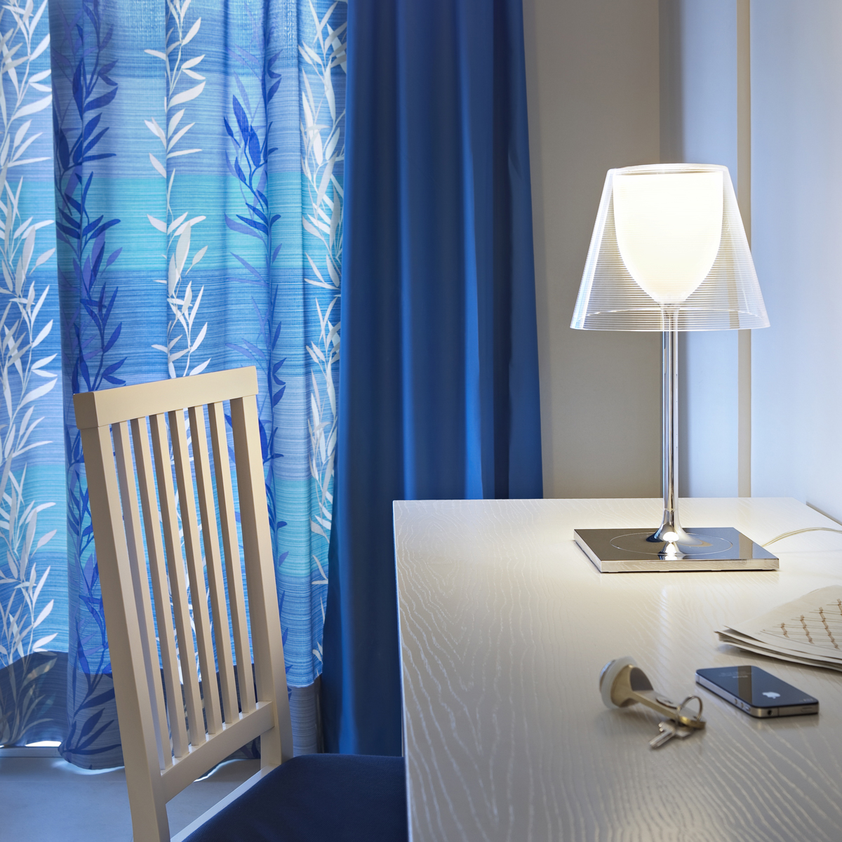 Flos KTribe Table 1 lamp, Silver and Chrome Selection