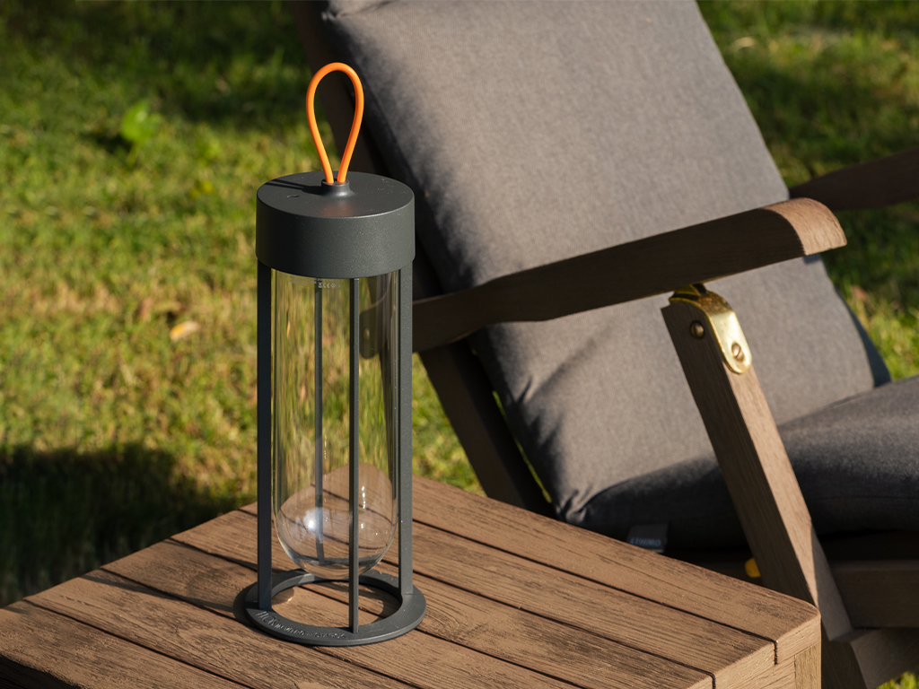 Flos In Vitro Unplugged lamp, Portable Lamps