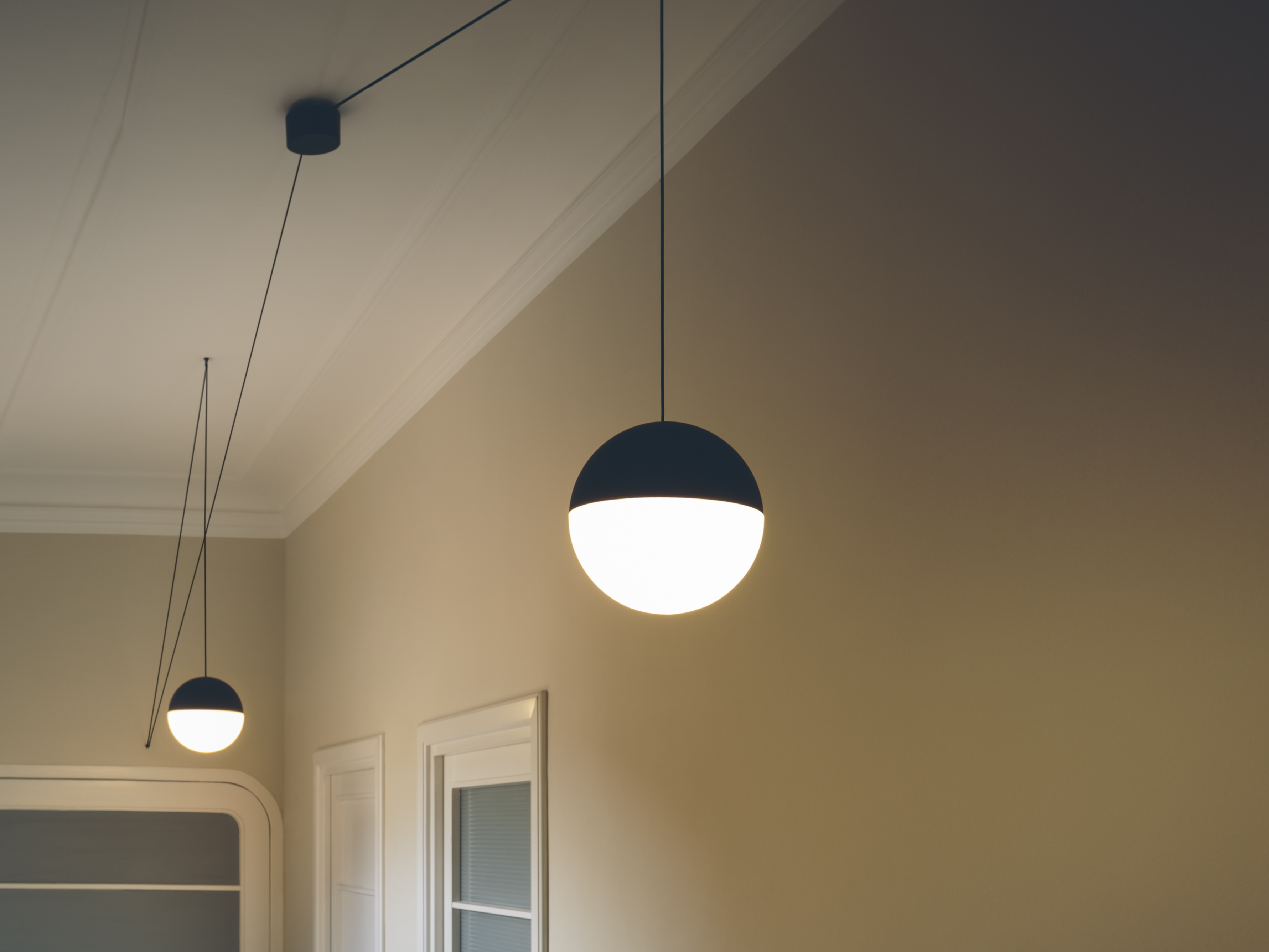 Flos String Light Sphere lamp, Pendant